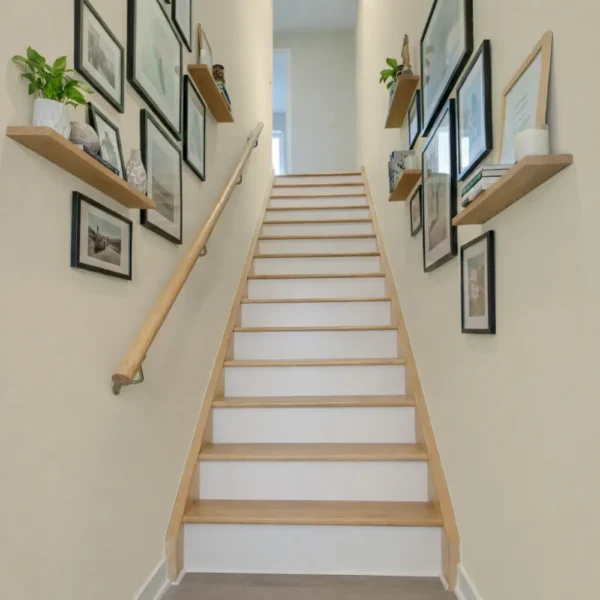 13 Prime Oak Tread With White Riser Straight Set - Classic Range | FIXIMER