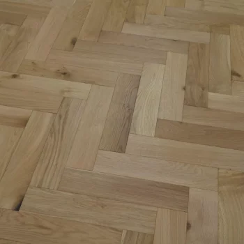 Herringbone Brushed UV Oiled Flooring BOX 2mm veneer