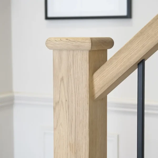 Oak Newel Post With Cap 90x90mm