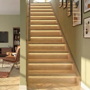 13 Prime Oak Tread With Oak Veneered Riser Straight Set - Modern LED Range